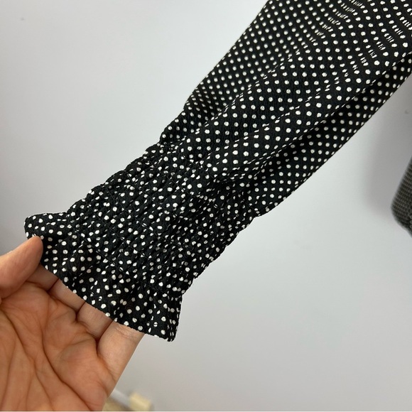 Adrianna Papell Black & White Polkadot Wrap Blouse with Cuffed Sleeves Size L - Picture 5 of 10